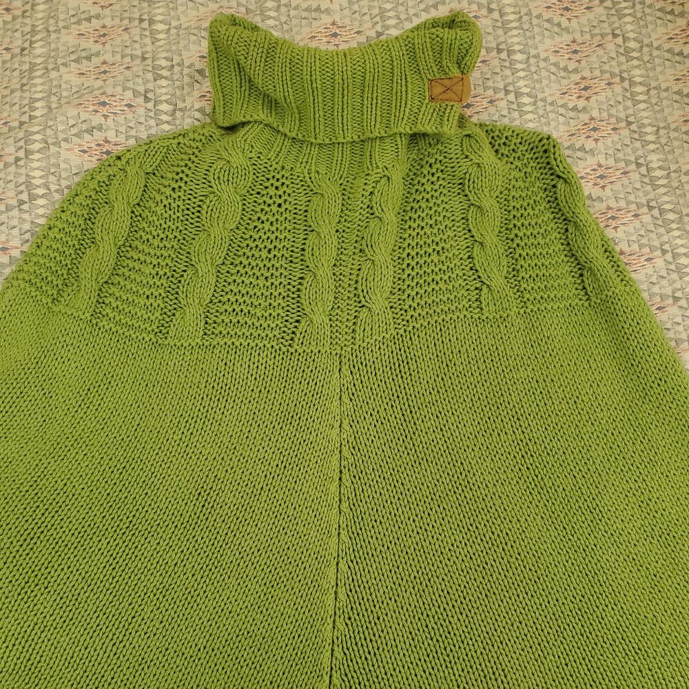 Vintage cable knit poncho